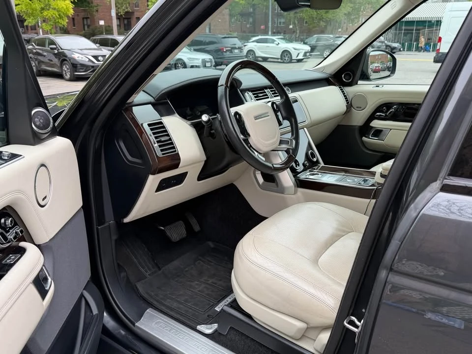 2019 Land Rover Range Rover L405 - Image 10 of 20
