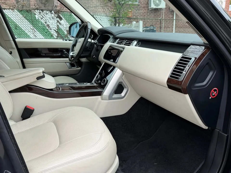 2019 Land Rover Range Rover L405 - Image 11 of 20