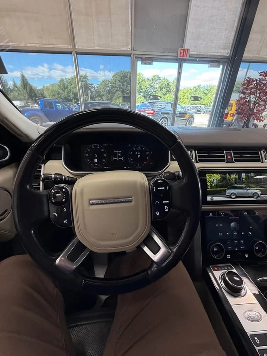 2019 Land Rover Range Rover L405 - Image 3 of 10