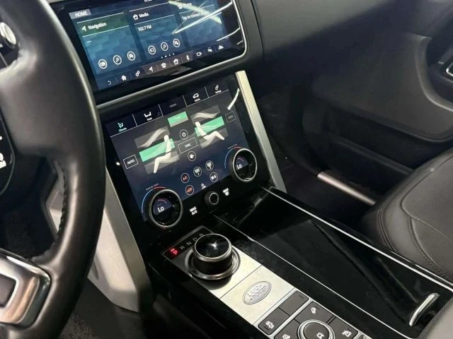 2019 Land Rover Range Rover L405 - Image 17 of 20