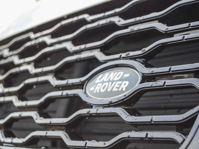 2019 Land Rover Range Rover L405 - Image 12 of 21