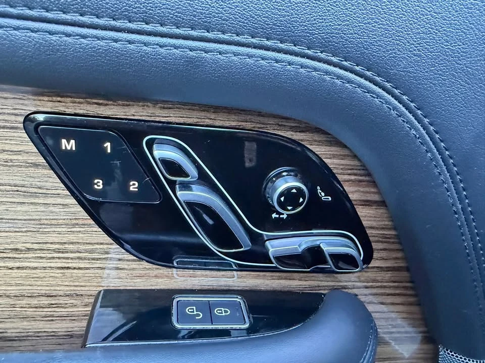 2019 Land Rover Range Rover L405 - Image 16 of 20