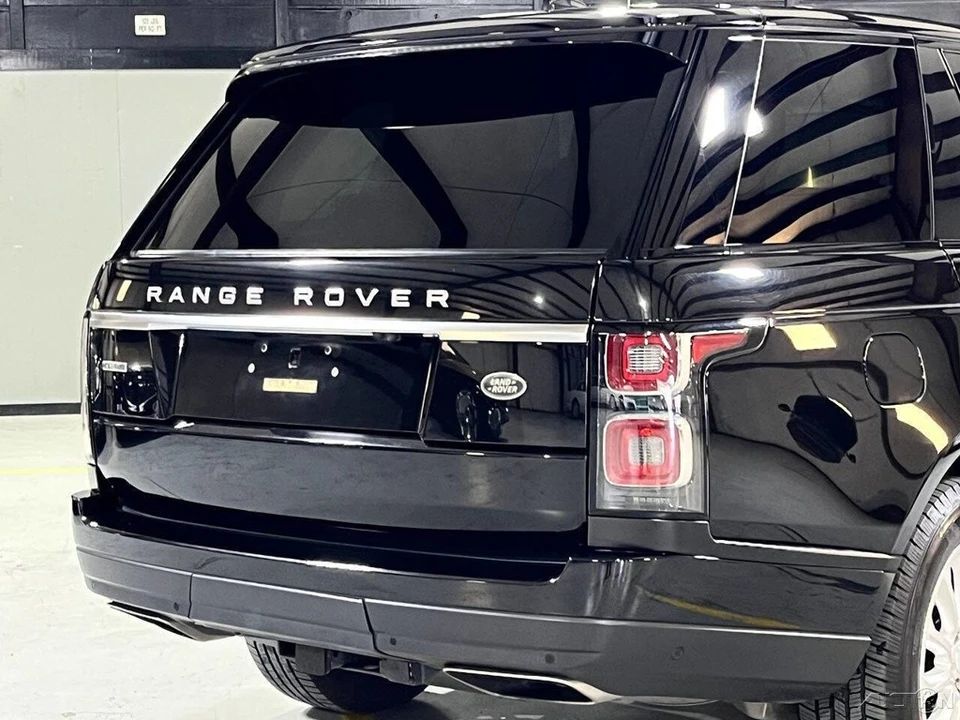 2019 Land Rover Range Rover L405 - Image 8 of 21