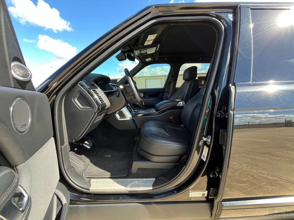 2019 Land Rover Range Rover L405 - Image 11 of 21