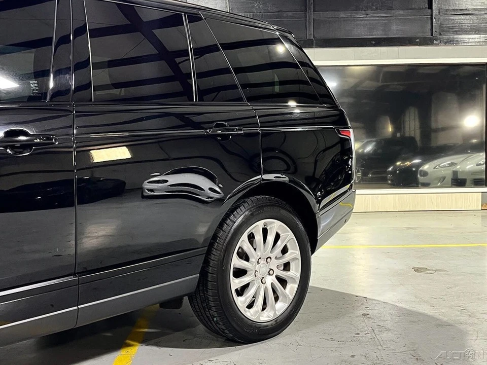 2019 Land Rover Range Rover L405 - Image 4 of 21