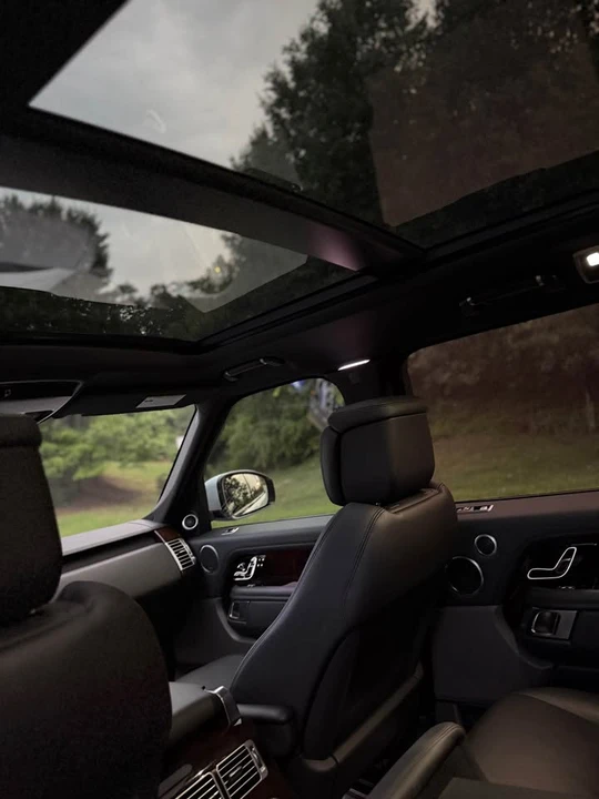 2019 Land Rover Range Rover L405 - Image 12 of 20