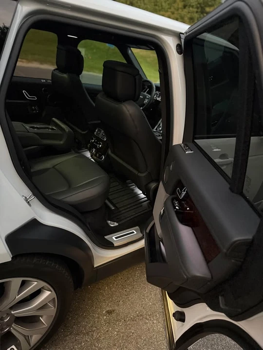 2019 Land Rover Range Rover L405 - Image 18 of 20