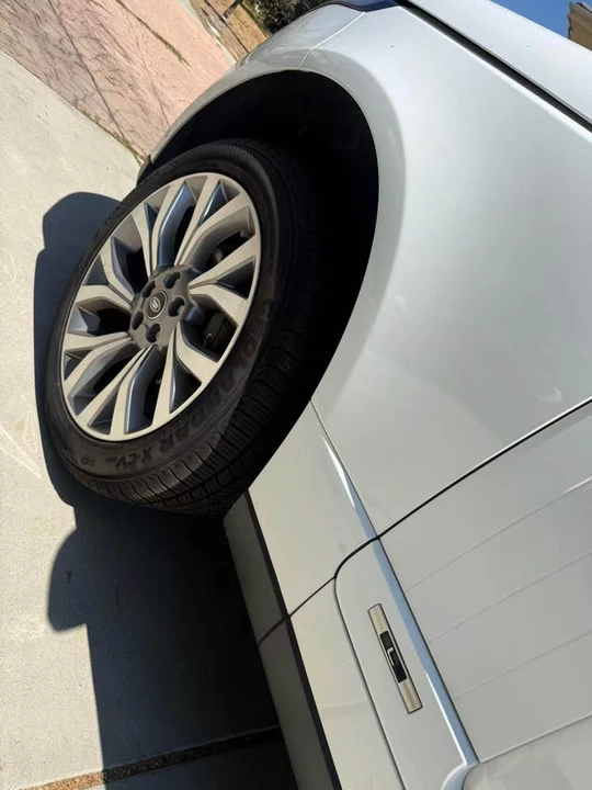 2019 Land Rover Range Rover L405 - Image 9 of 10
