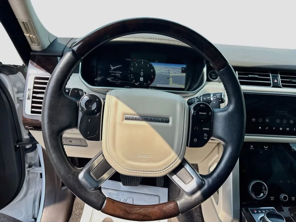 2019 Land Rover Range Rover L405 - Image 11 of 20