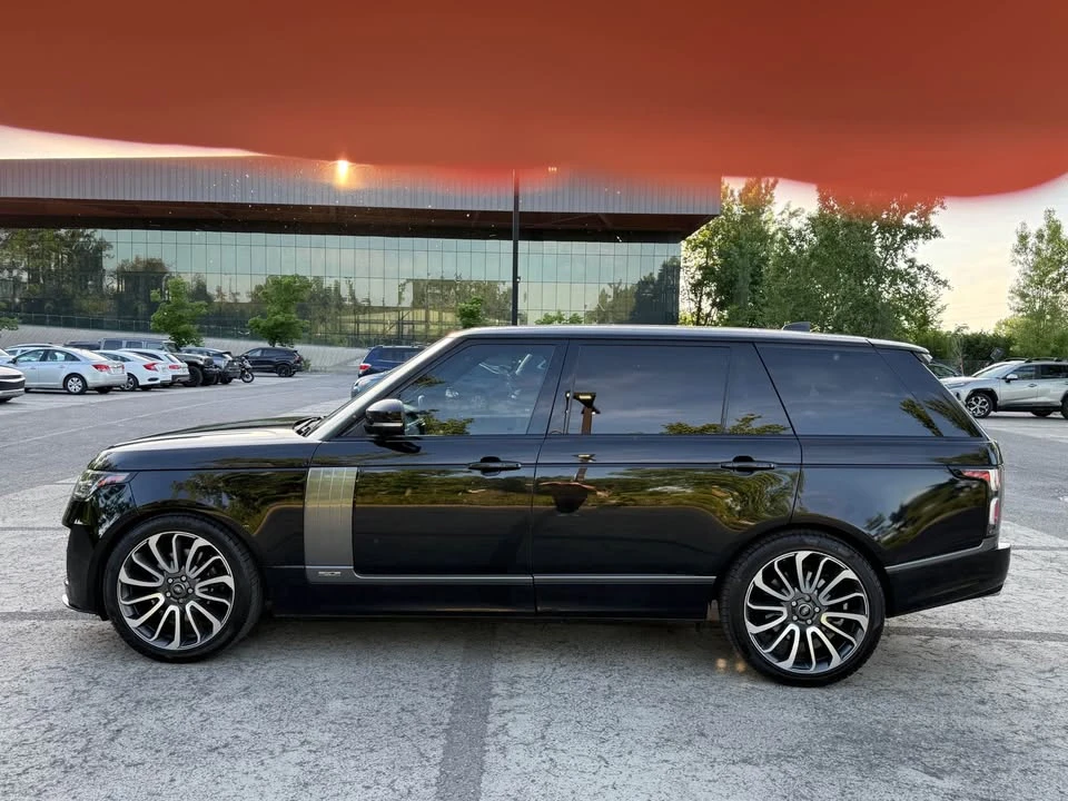 2019 Land Rover Range Rover L405 - Image 5 of 9
