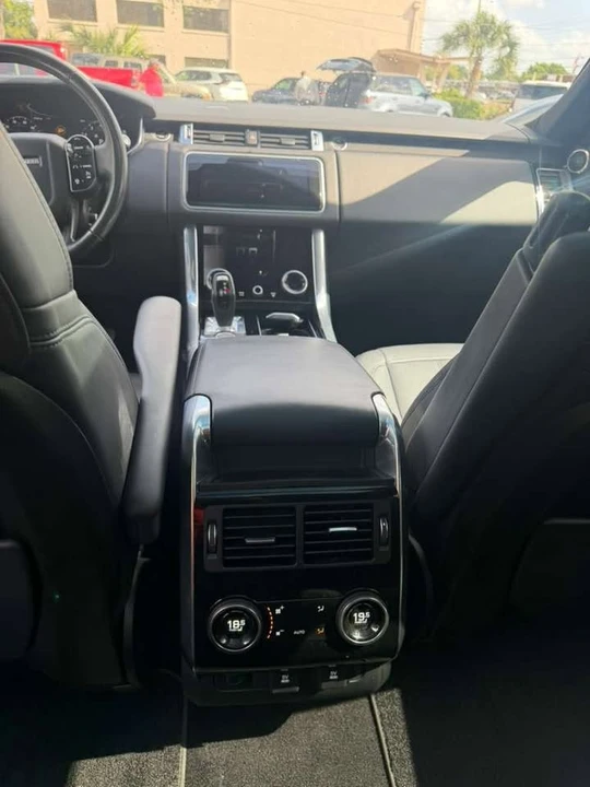 2019 Land Rover Range Rover L405 - Image 6 of 8