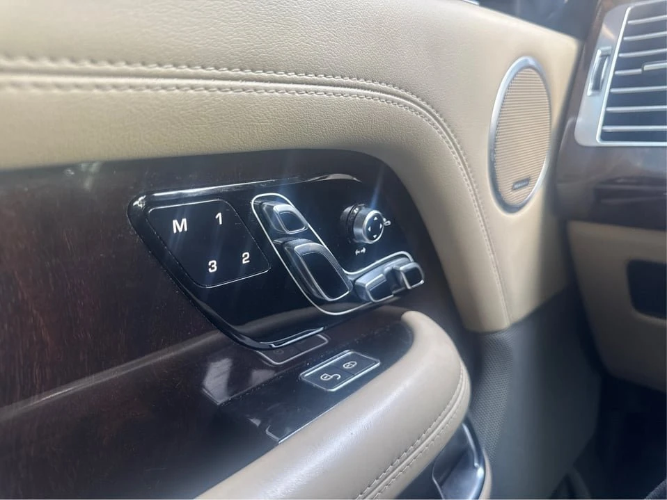 2019 Land Rover Range Rover L405 - Image 18 of 20
