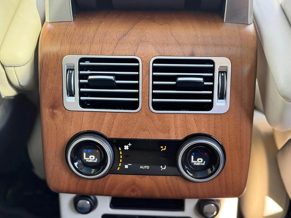 2019 Land Rover Range Rover L405 - Image 10 of 12