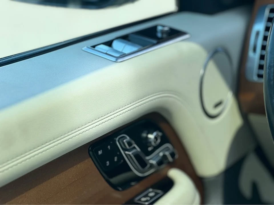 2019 Land Rover Range Rover L405 - Image 16 of 20