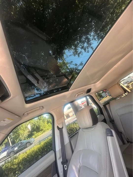 2019 Land Rover Range Rover L405 - Image 5 of 10