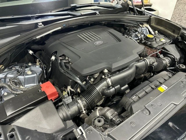 2019 Land Rover Range Rover L405 - Image 9 of 20