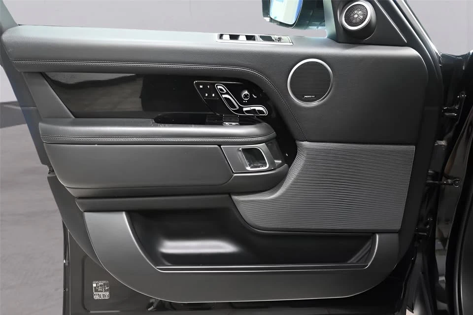 2019 Land Rover Range Rover L405 - Image 9 of 20
