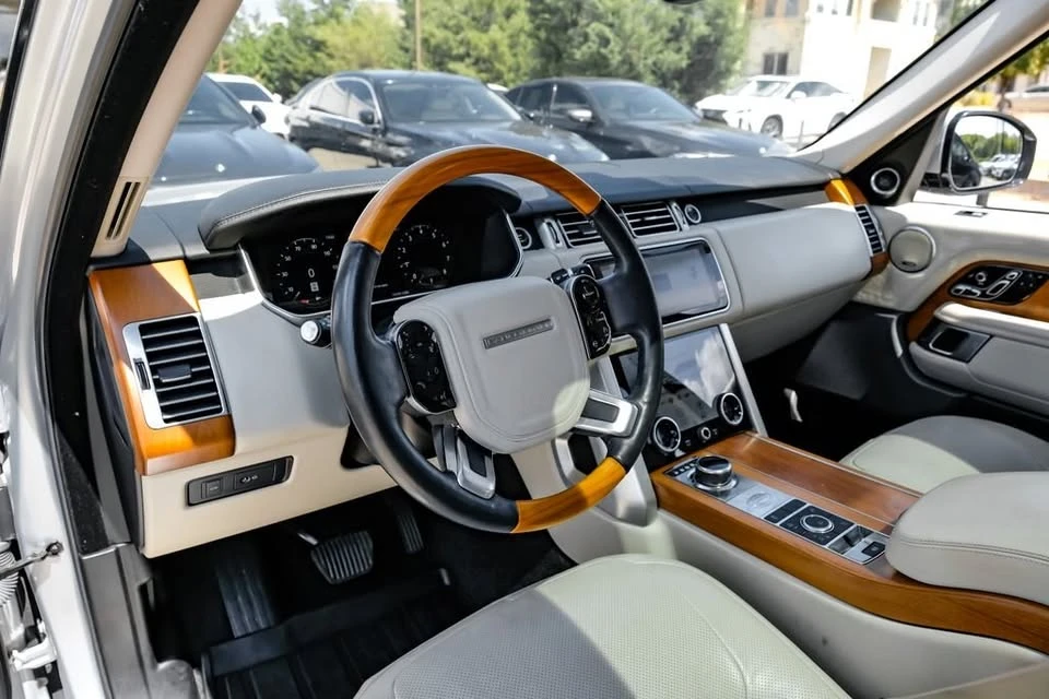 2019 Land Rover Range Rover L405 - Image 13 of 20