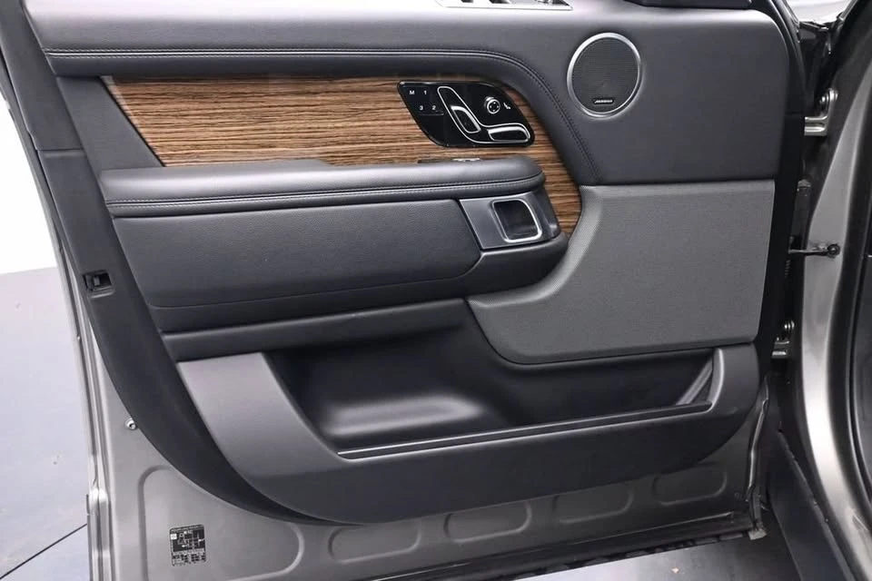 2019 Land Rover Range Rover L405 - Image 9 of 19