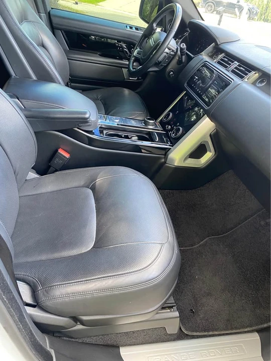 2019 Land Rover Range Rover L405 - Image 9 of 16