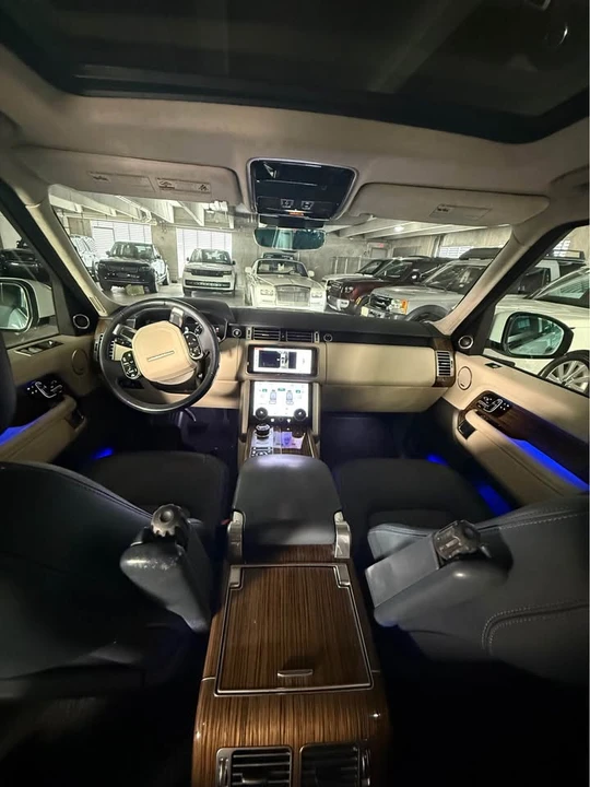 2019 Land Rover Range Rover L405 - Image 16 of 20