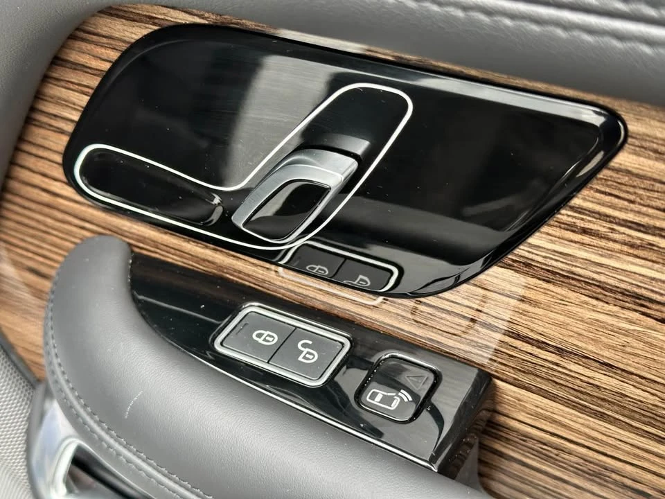 2019 Land Rover Range Rover L405 - Image 14 of 20