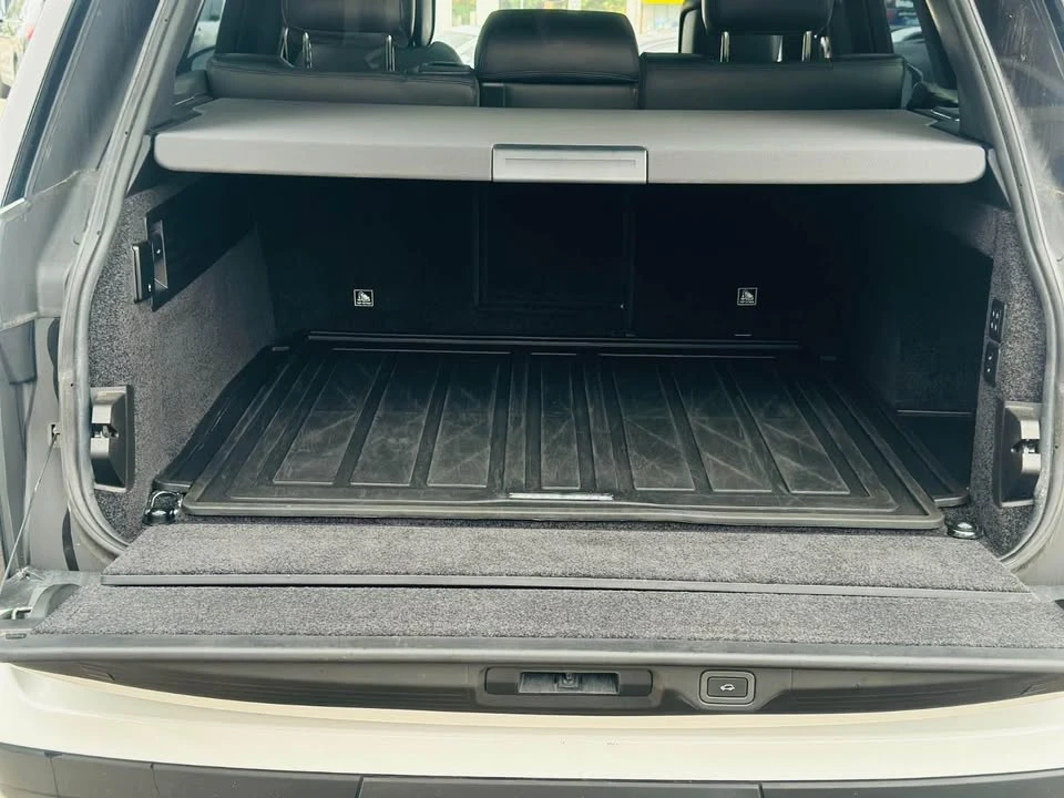 2019 Land Rover Range Rover L405 - Image 8 of 20