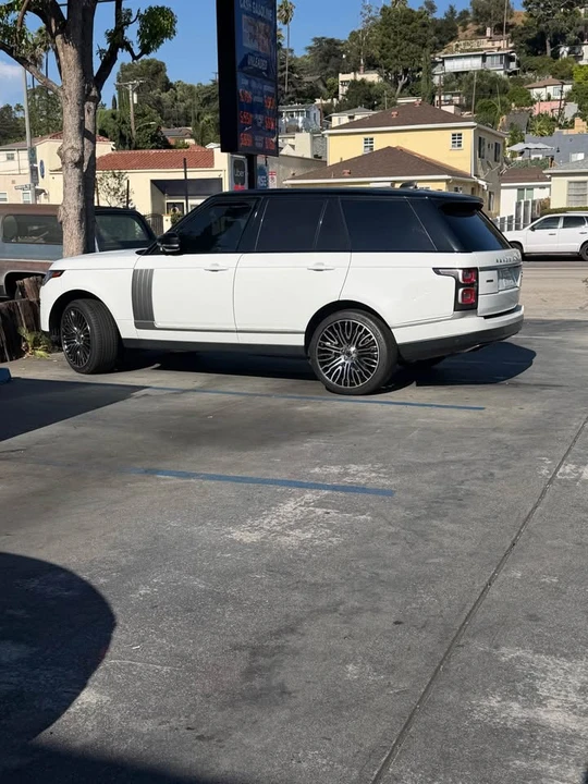 2019 Land Rover Range Rover L405 - Image 2 of 10