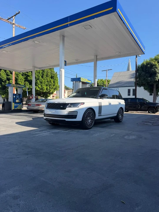 2019 Land Rover Range Rover L405 - Image 3 of 10