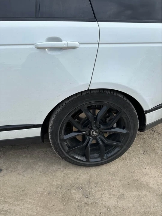 2019 Land Rover Range Rover L405 - Image 10 of 20