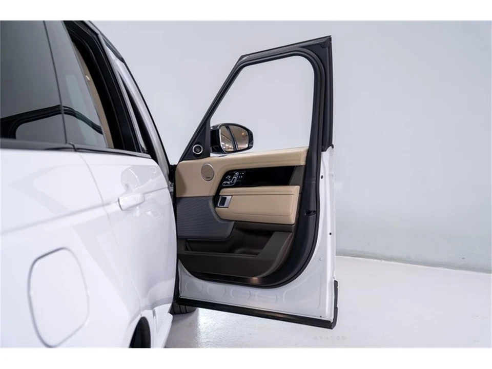 2019 Land Rover Range Rover L405 - Image 11 of 31