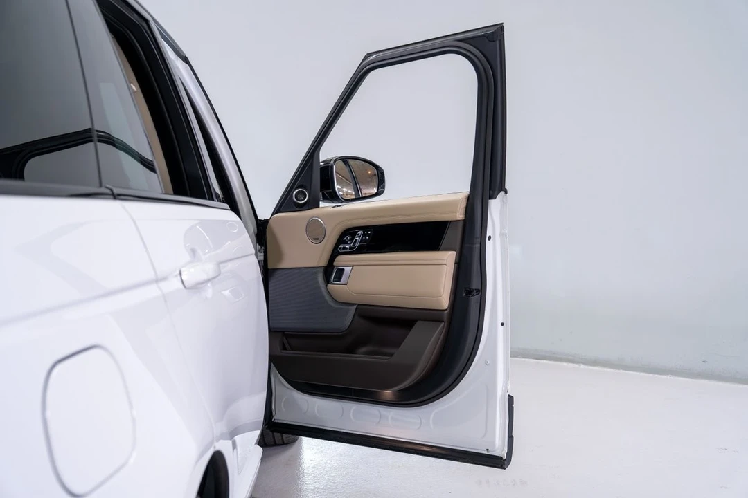 2019 Land Rover Range Rover L405 - Image 7 of 11