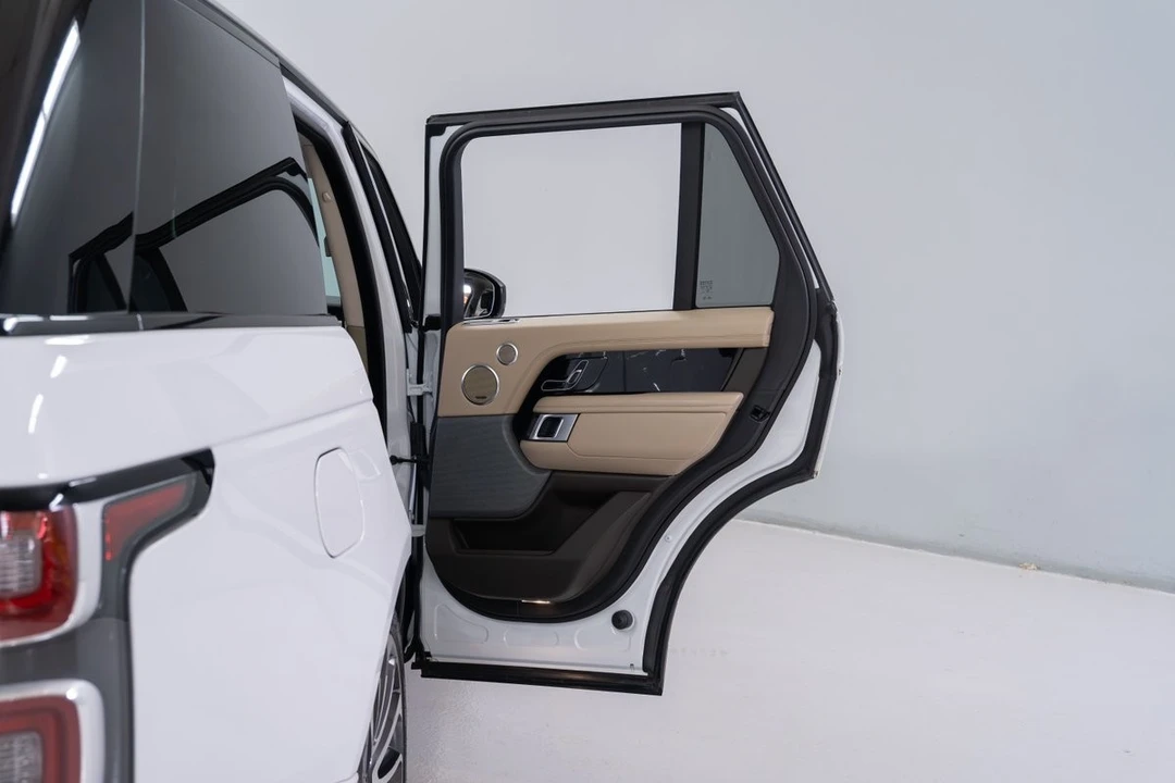 2019 Land Rover Range Rover L405 - Image 8 of 11