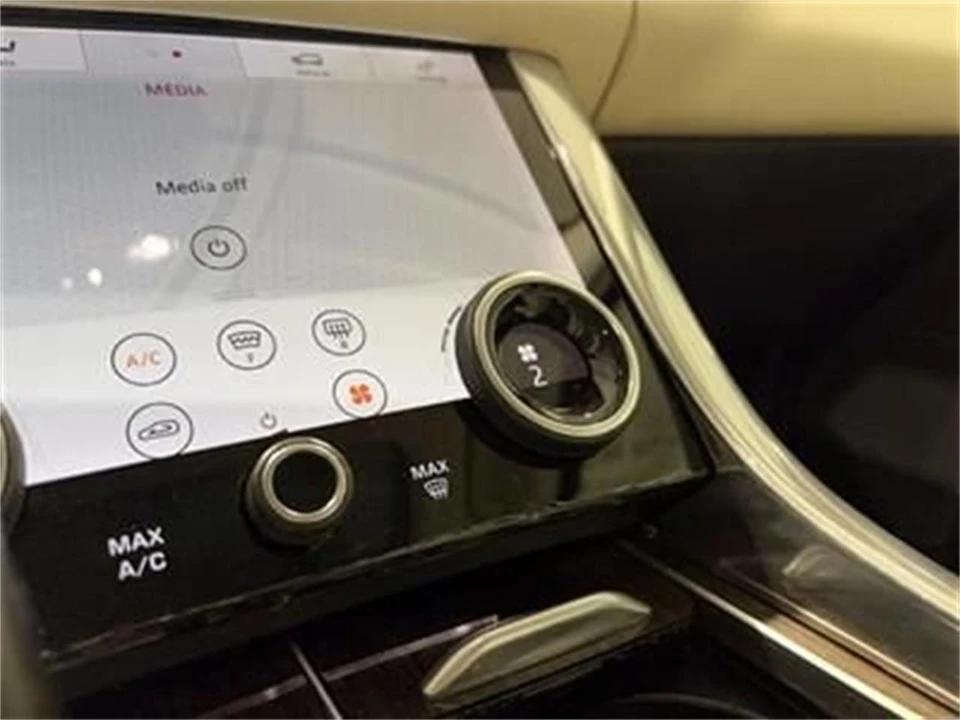2019 Land Rover Range Rover L405 - Image 15 of 20