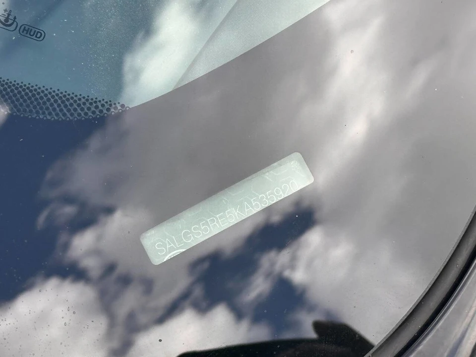 2019 Land Rover - Image 10 of 24