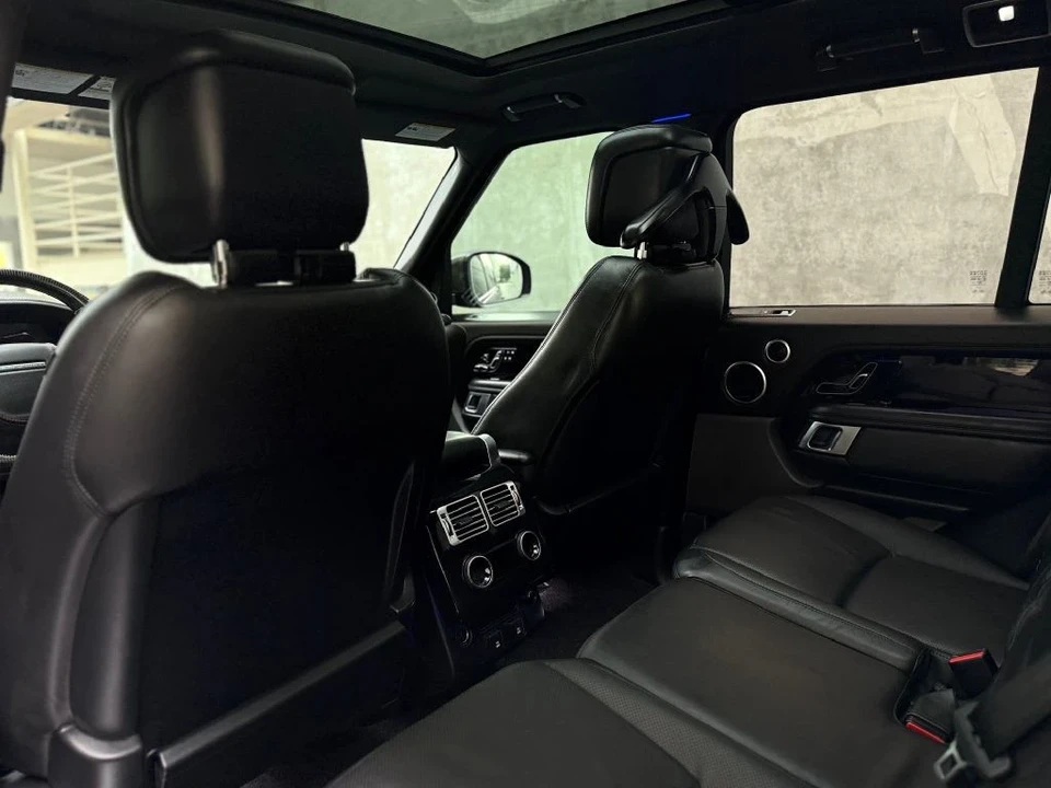2019 Land Rover Range Rover L405 - Image 17 of 21