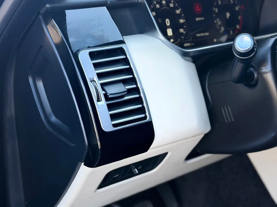 2019 Land Rover Range Rover L405 - Image 13 of 21