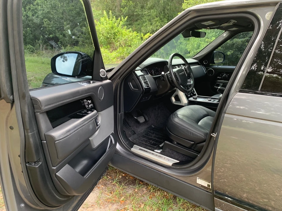 2019 Land Rover Range Rover L405 - Image 10 of 21