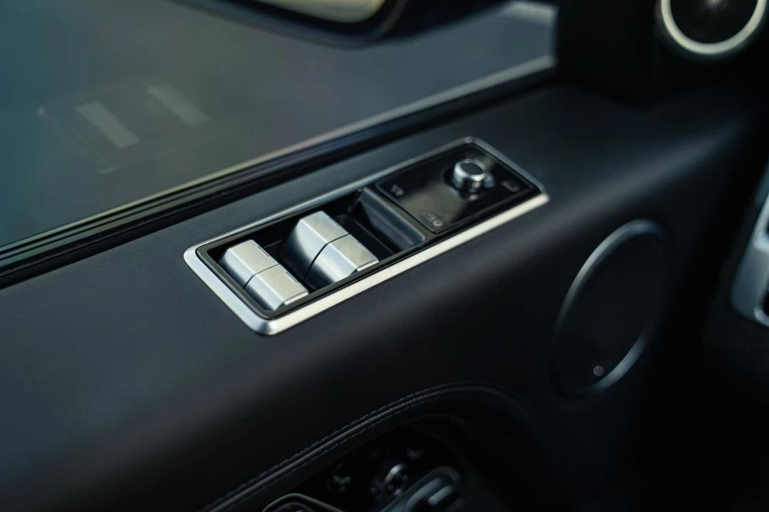 2019 Land Rover Range Rover L405 - Image 20 of 31