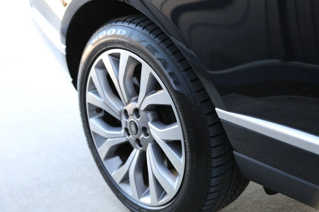 2019 Land Rover Range Rover L405 - Image 6 of 21