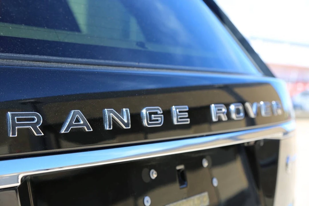 2019 Land Rover Range Rover L405 - Image 17 of 21