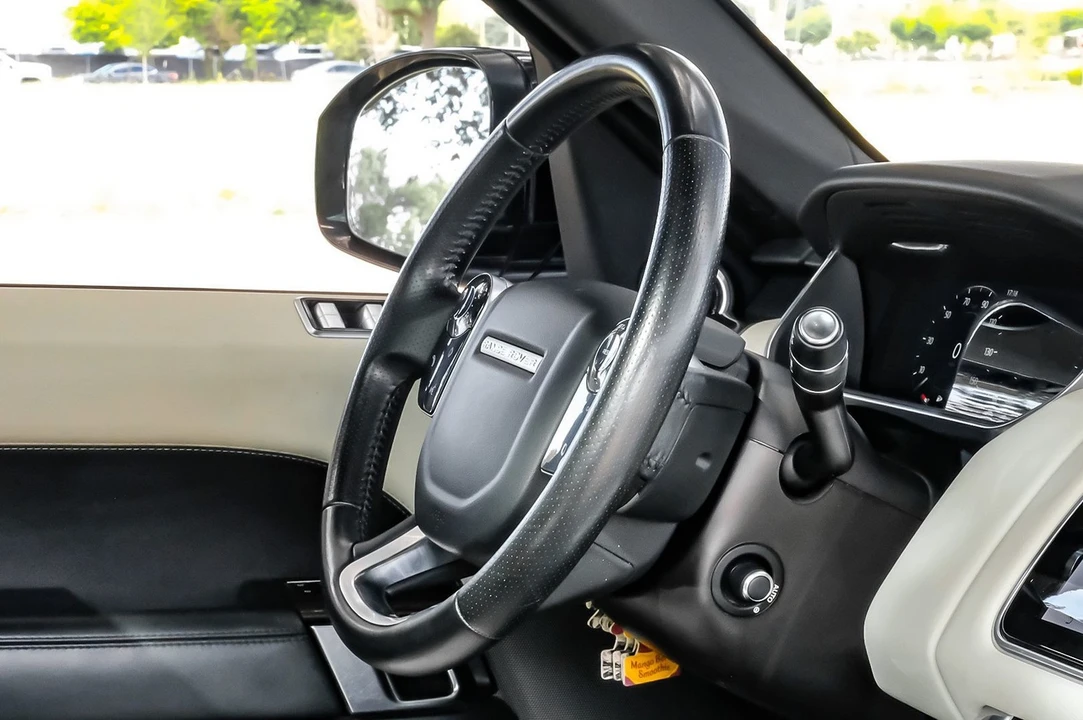 2019 Land Rover Range Rover Sport L494 - Image 13 of 31