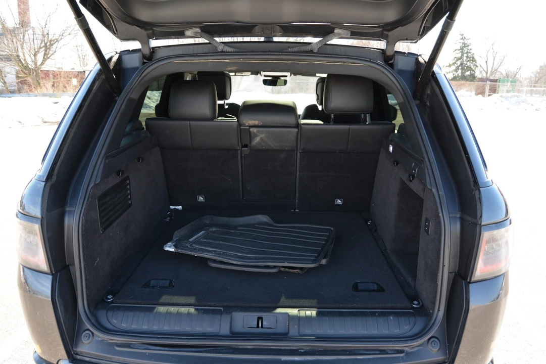 2019 Land Rover - Image 16 of 28