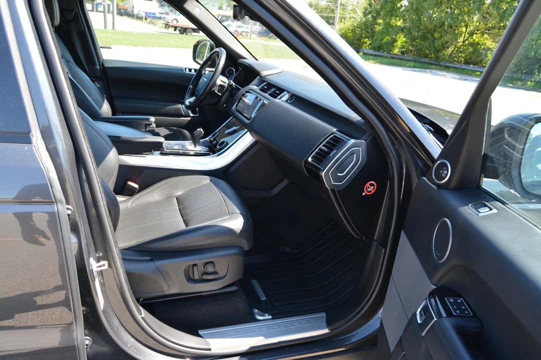 2019 Land Rover Range Rover Sport L494 - Image 18 of 26