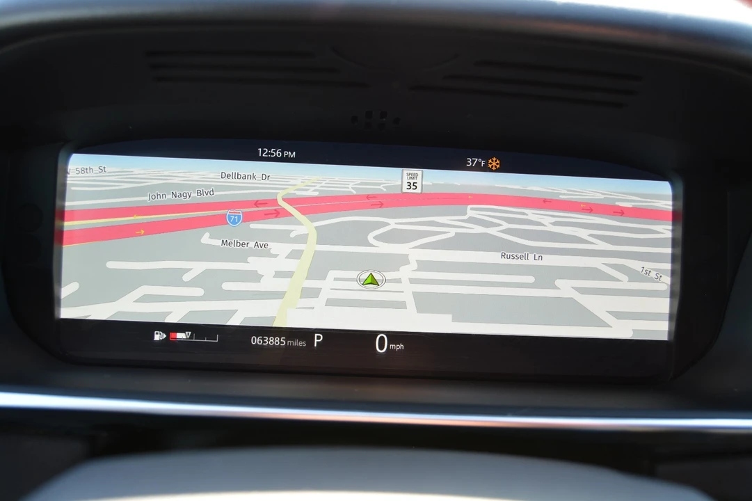 2019 Land Rover - Image 25 of 28