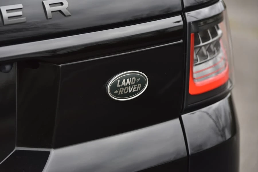 2019 Land Rover Range Rover L405 - Image 8 of 27