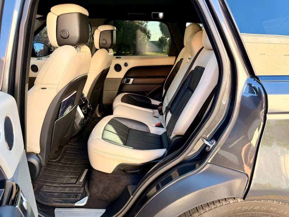 2019 Land Rover Range Rover Sport L494 - Image 11 of 31