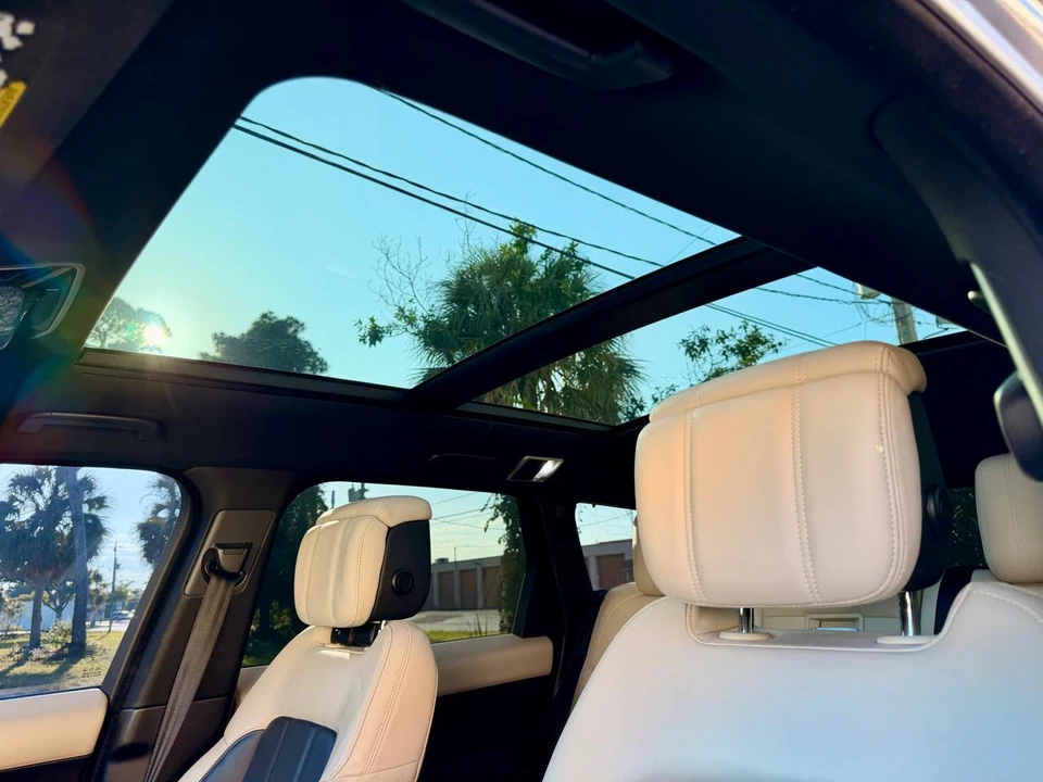 2019 Land Rover Range Rover Sport L494 - Image 18 of 31
