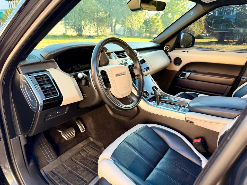 2019 Land Rover Range Rover Sport L494 - Image 9 of 31