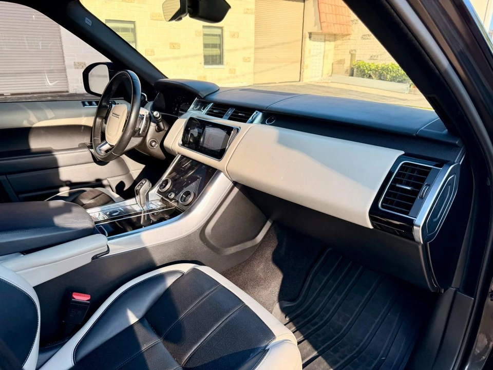 2019 Land Rover Range Rover Sport L494 - Image 15 of 31